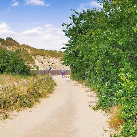 1 Bedroom Awesome In *