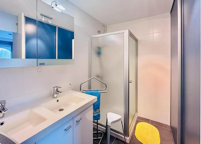 Apartmán 1 Bedroom Awesome In *